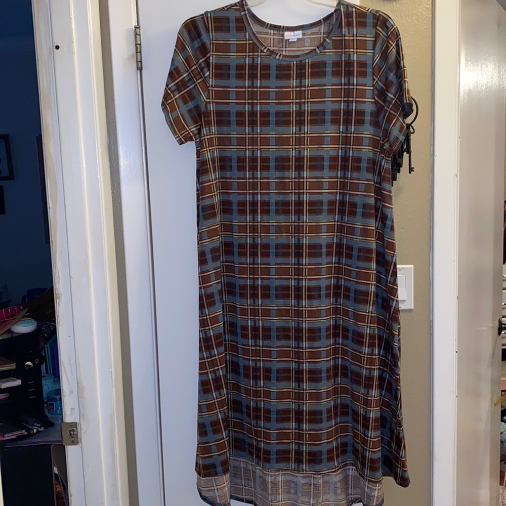 Lularoe Carly plaid